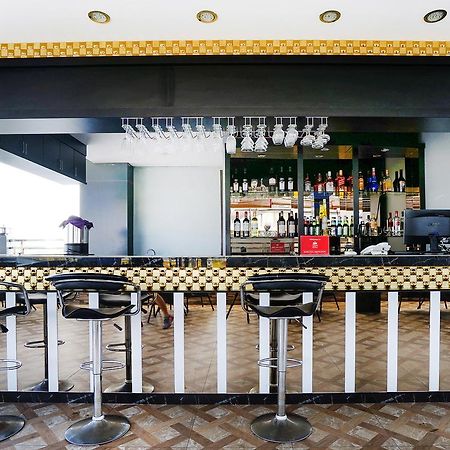Cardinal Lucky Star Hotel Batam Zewnętrze zdjęcie