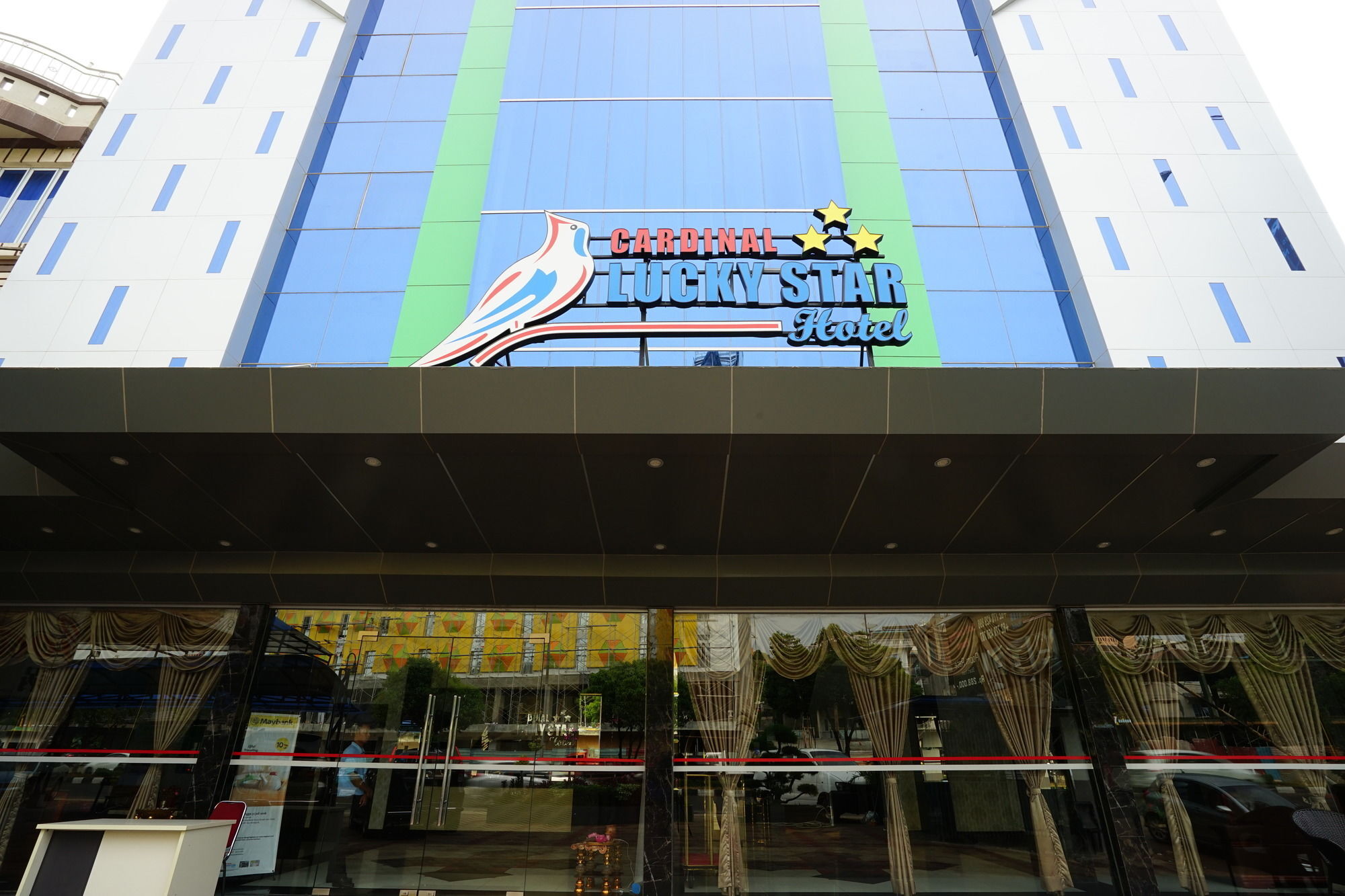 Cardinal Lucky Star Hotel Batam Zewnętrze zdjęcie